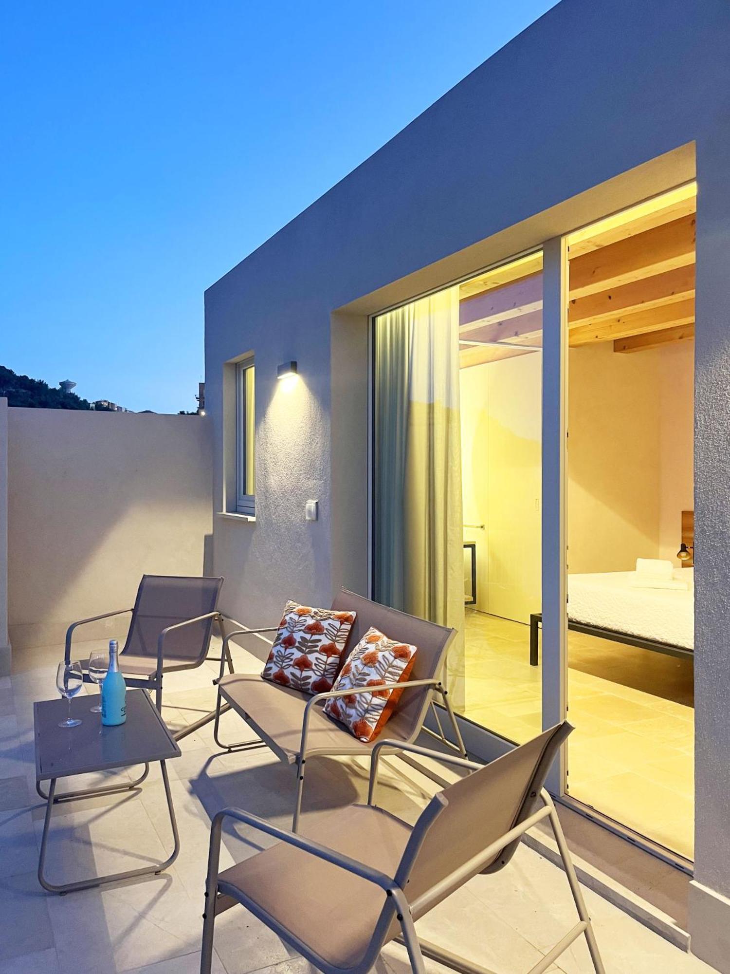 La Casa Di Irene - Suites Con Vista Рагуза Экстерьер фото
